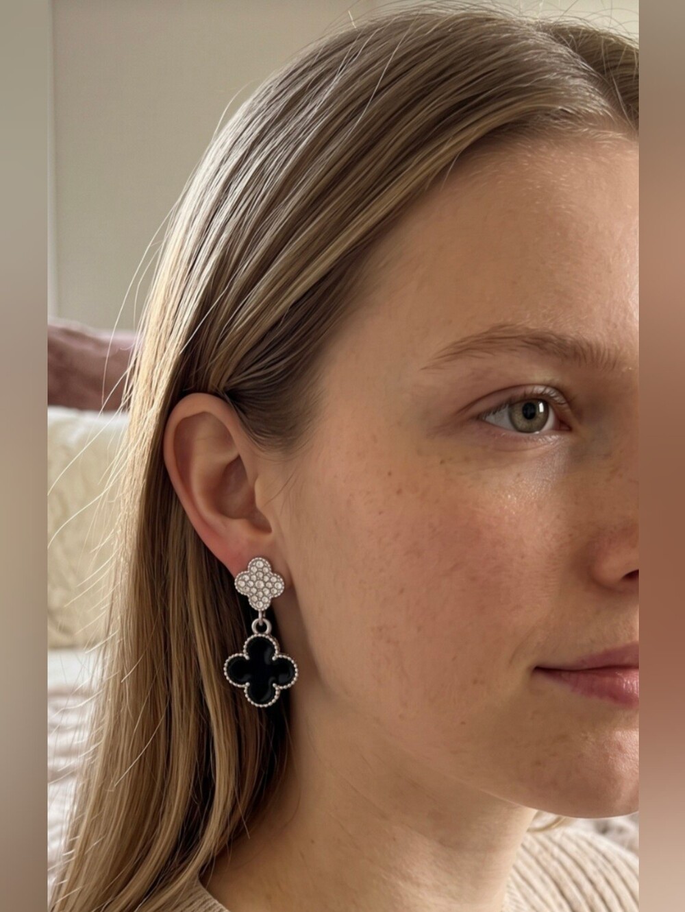Source Unknown Black and Silver Clover Drop Earrings